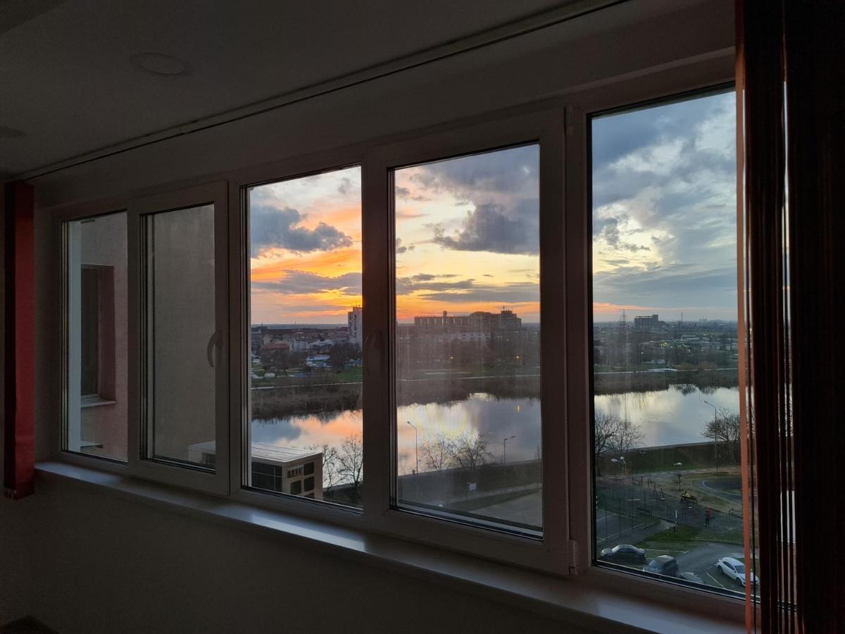 Luxury Panoramic Apartment Oradea Zewnętrze zdjęcie